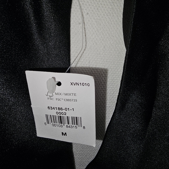 Banana Republic, crop, blouse, black, Size M - Picture 2 of 4